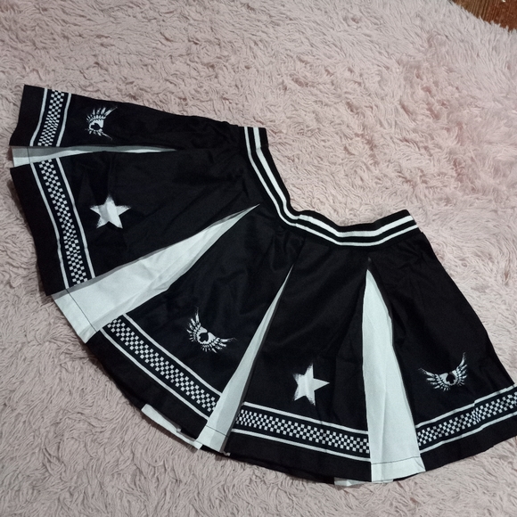 Hot Topic Dresses & Skirts - Vintage mall goth pleated cheerleader school girl skirt! SOLD